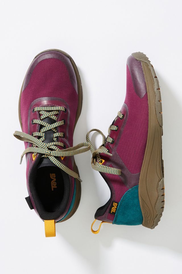 teva hiker sneaker