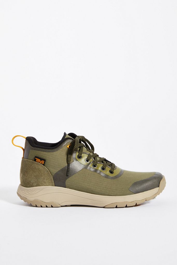 teva hiker sneaker