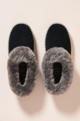 ugg wrin slippers