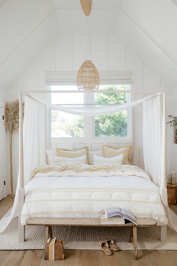 Slide View: 3: Coyuchi Ventura Organic Stripe Duvet Cover