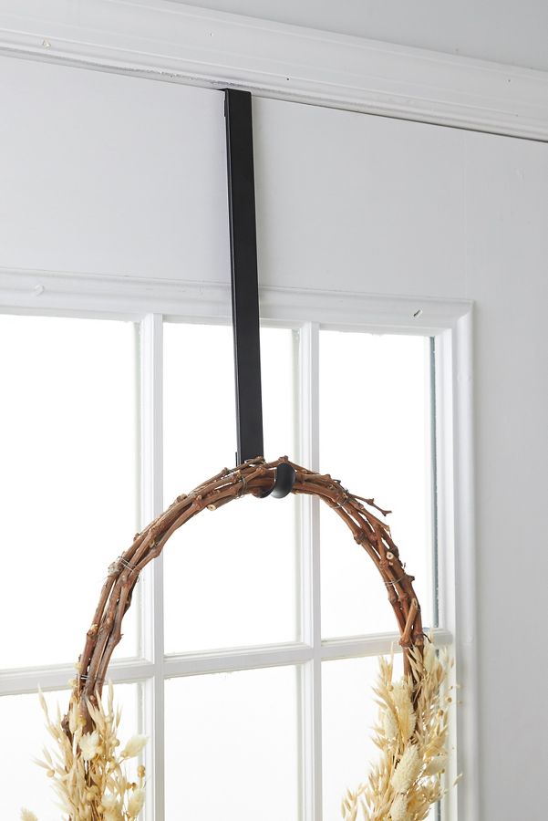 Slide View: 1: Adjustable Wreath Hanger