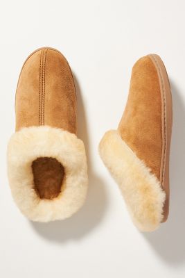 minnetonka sheepskin slippers