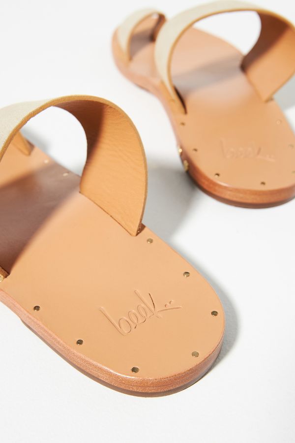 Slide View: 4: beek Finch Toe-Loop Sandals