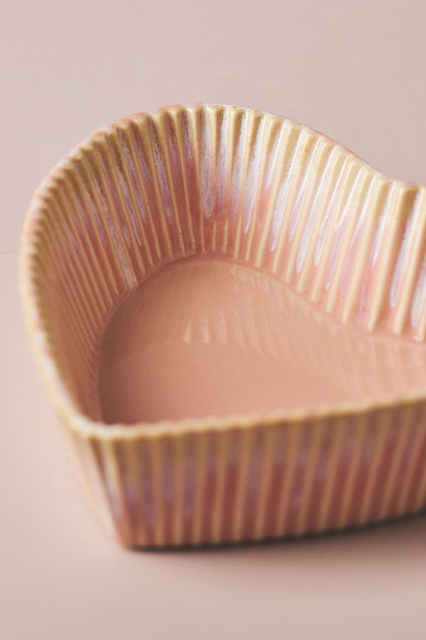 Slide View: 2: Heart-Shaped Stoneware Ramekin