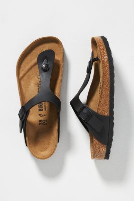gizeh style sandals