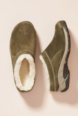 merrell ice clogs