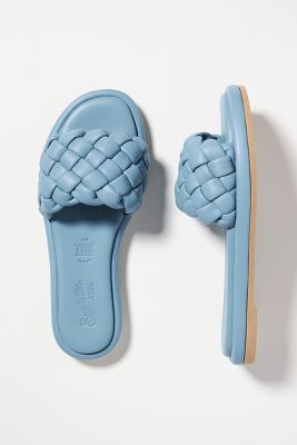 puffy sandals