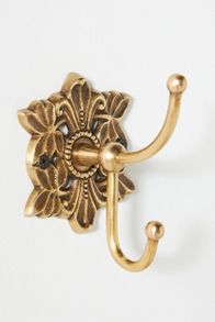 Slide View: 2: Primrose Bath Hook