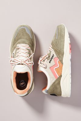 women's aerobics shoes