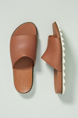 sorel flip flops