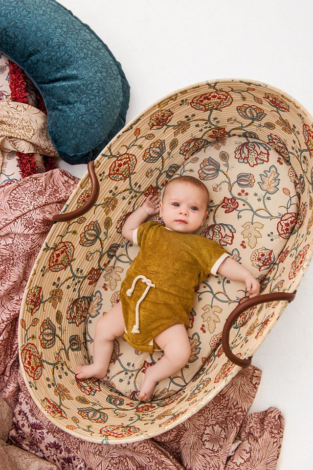 Baby furniture for the luxury nursery with European style.