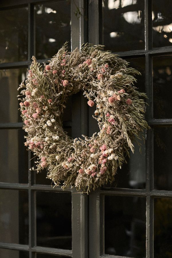 Slide View: 3: Preserved Pink Posey Wreath