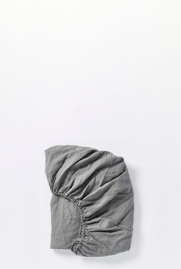 Slide View: 1: Coyuchi Organic Relaxed Linen Fitted Sheet