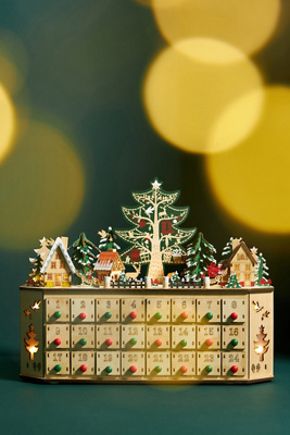 Annie Howe Tannenbaum Light-Up Advent Calendar  Anthropologie DE