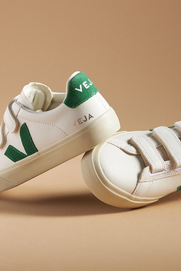 Slide View: 3: Veja ChromeFree Recife Sneakers