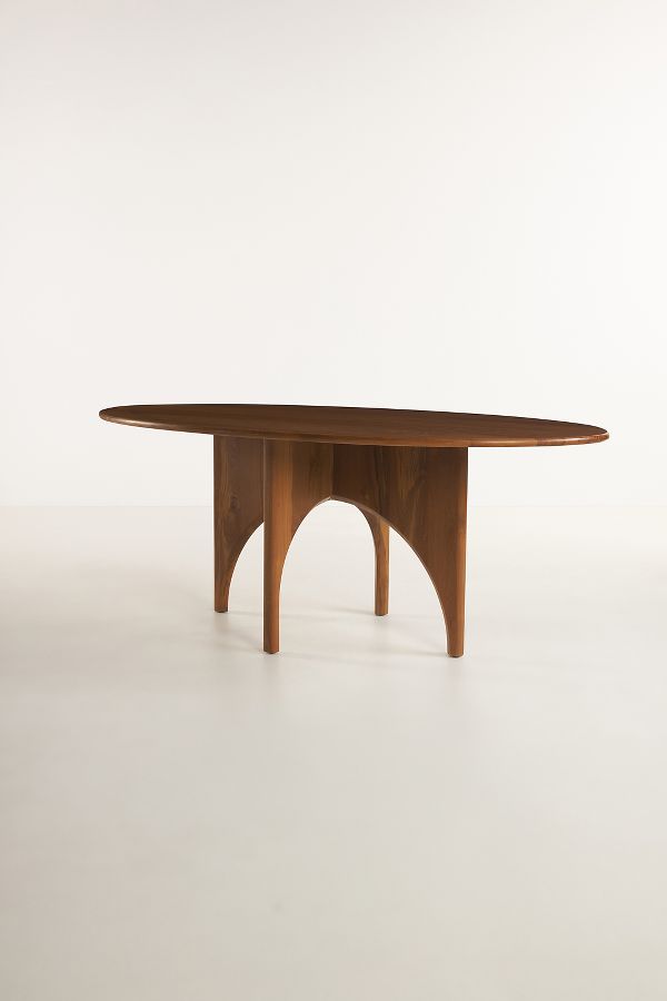 Slide View: 3: Amelia Dining Table