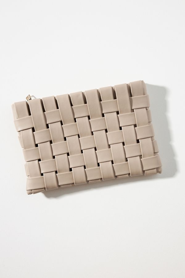 Slide View: 1: Lindy Woven Clutch