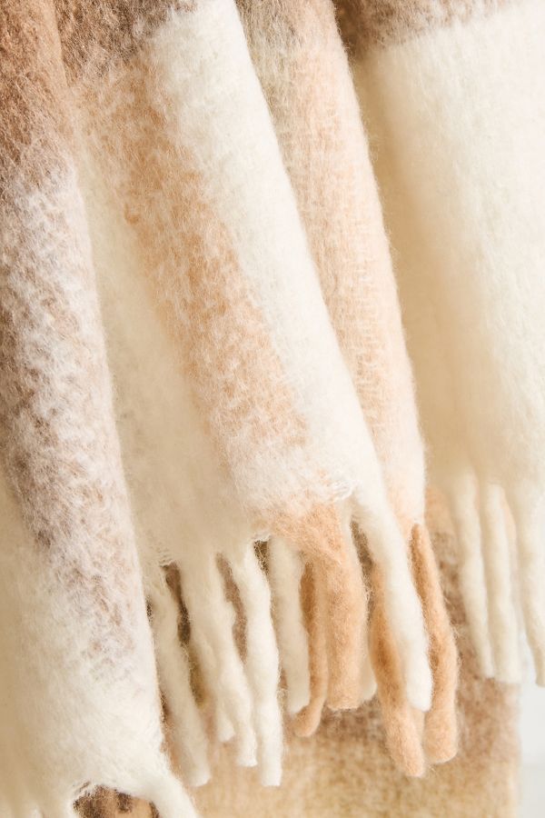 Slide View: 2: Cozy Cocoon Fringed Throw Blanket