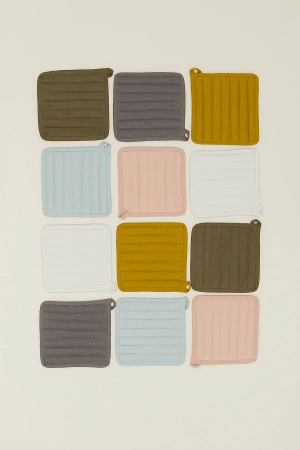 Slide View: 2: Hawkins New York Simple Linen Potholders