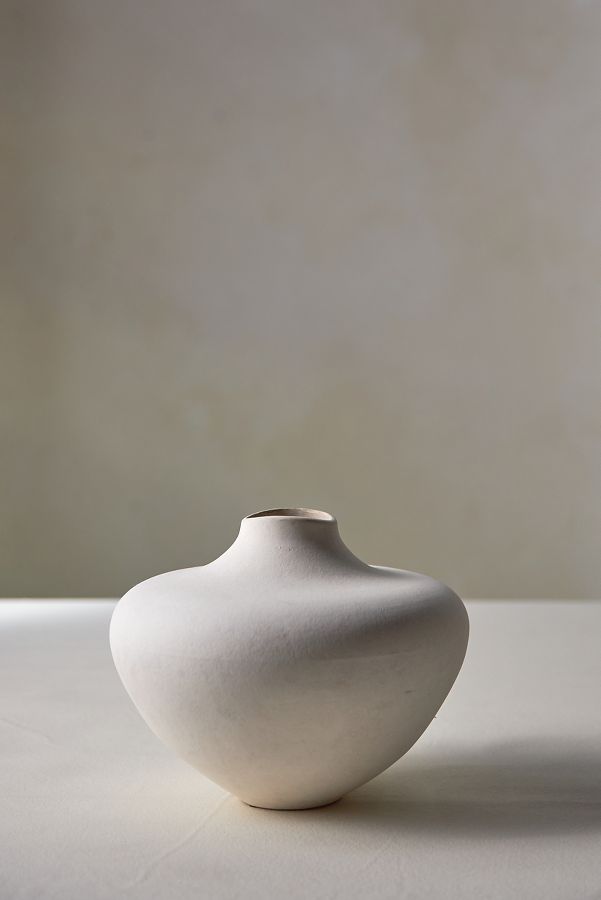 Slide View: 3: Organic Ceramic Vase, Short Neutral