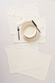 Slide View: 1: Edison Portuguese Linen Placemats, Set of 4