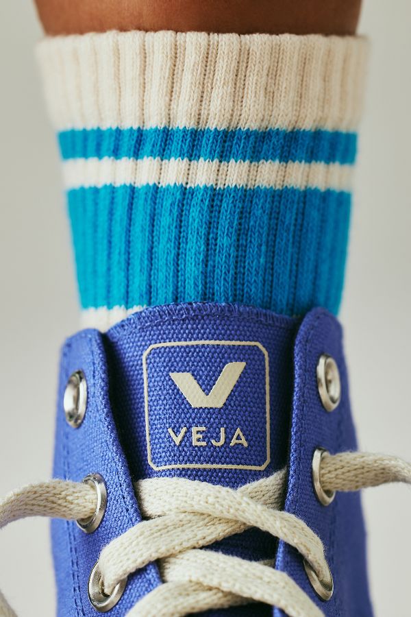 Slide View: 5: Veja Wata II Sneakers