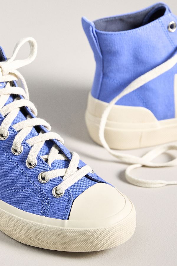 Slide View: 4: Veja Wata II Sneakers