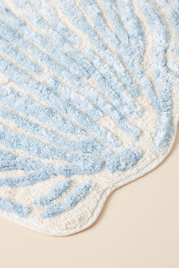 Slide View: 3: Hand-Tufted Sabine Bath Mat