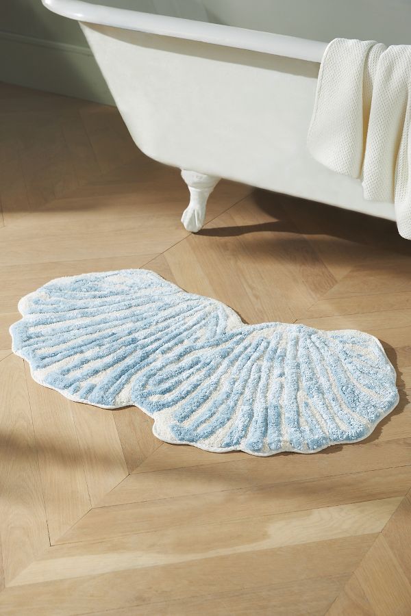 Slide View: 1: Hand-Tufted Sabine Bath Mat