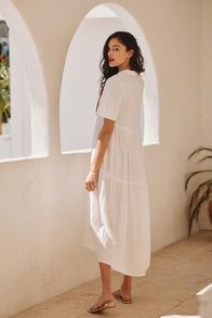 Slide View: 3: The Kallie Flowy Maxi Dress by Celandine