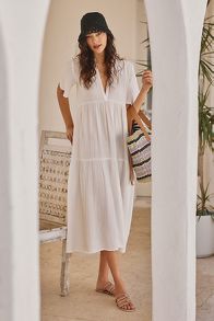 Slide View: 4: The Kallie Flowy Maxi Dress by Celandine