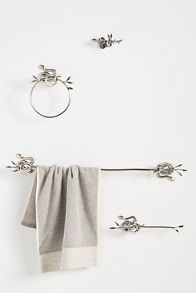 Slide View: 1: Serpentine Towel Bar