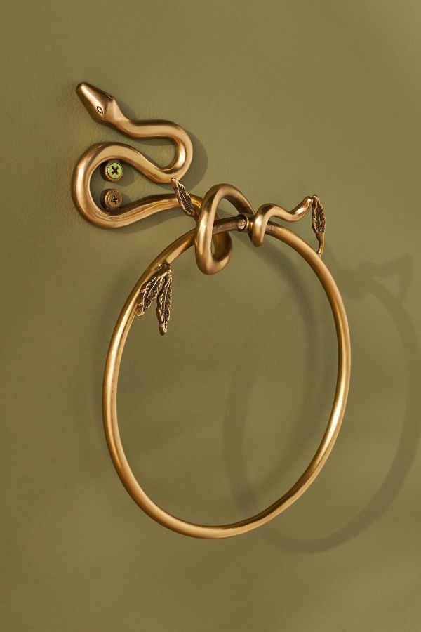 Slide View: 3: Serpentine Towel Ring