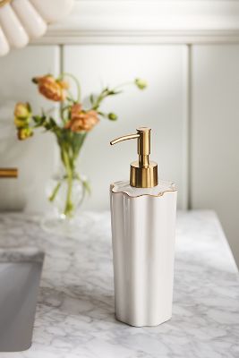 Le Marais Bath Dispenser