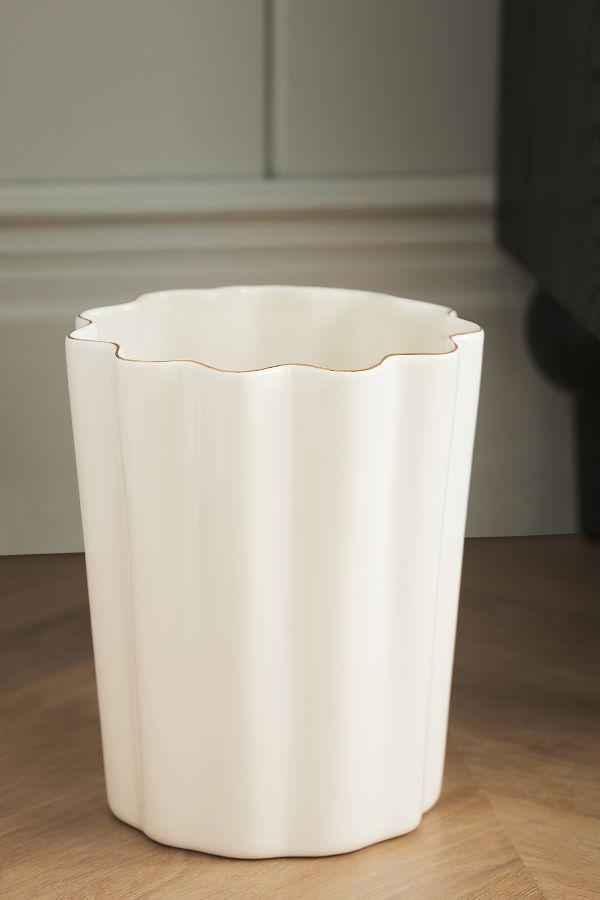 Slide View: 1: Le Marais Waste Basket