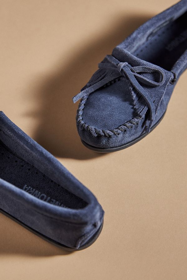 Slide View: 3: Minnetonka Kilty Moccasins