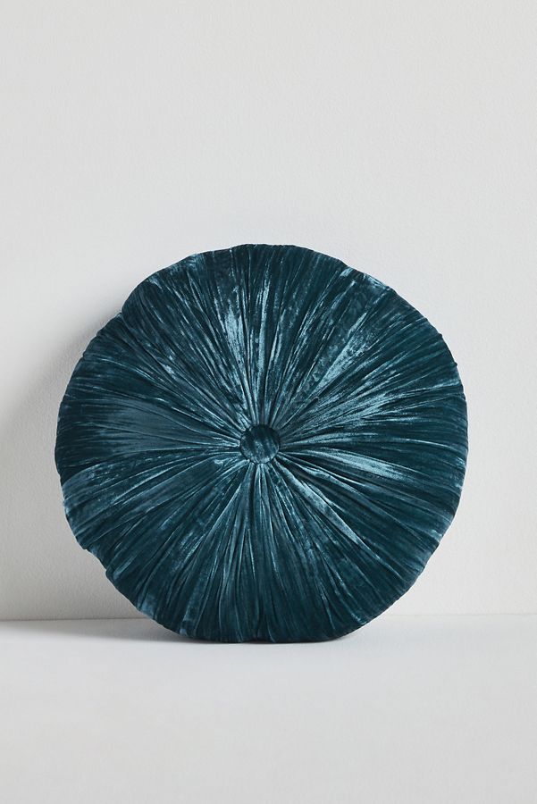 Slide View: 2: Coussin rond en velours Cecily