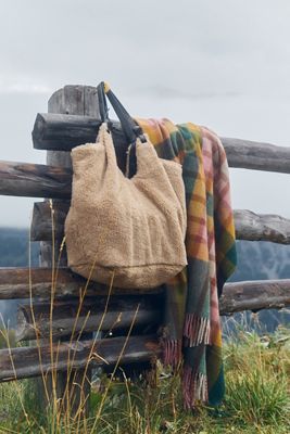 Sherpa Tote