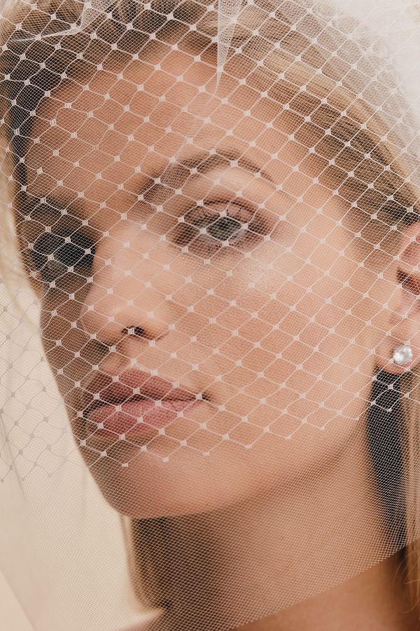 Slide View: 1: Twigs & Honey Double-Layer Birdcage Veil