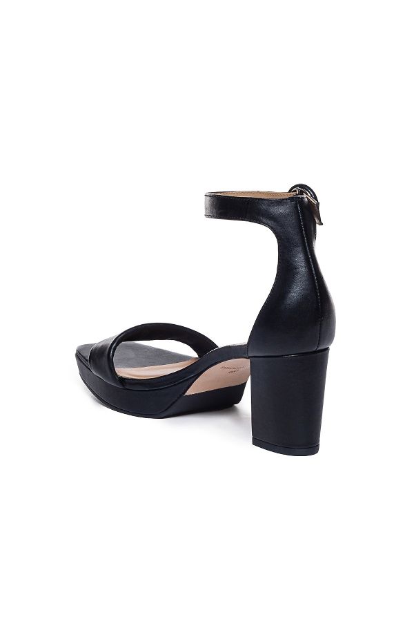 Slide View: 3: Bernardo Carla Heels