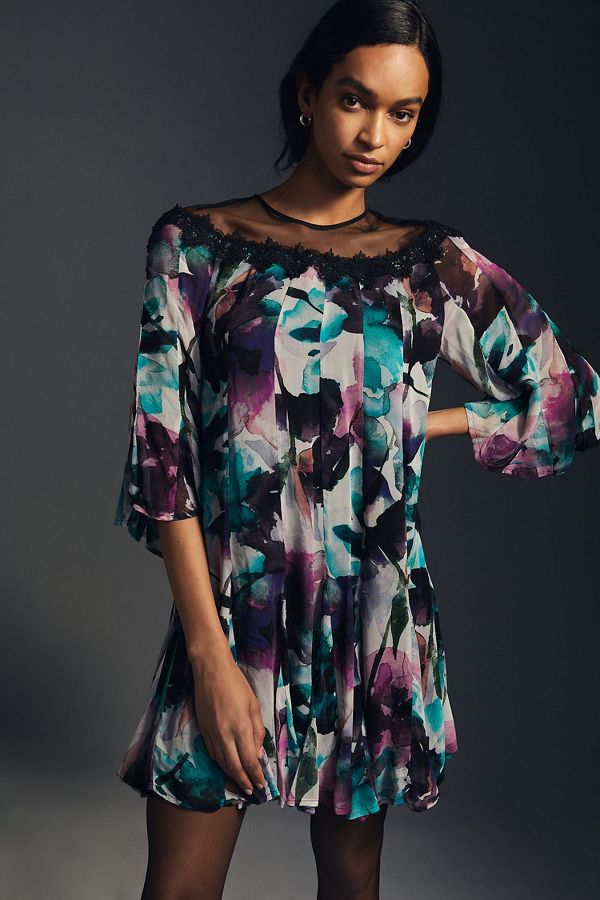 Slide View: 1: Flutter-Sleeve Dress