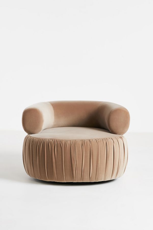 Slide View: 3: Martinique Swivel Chair