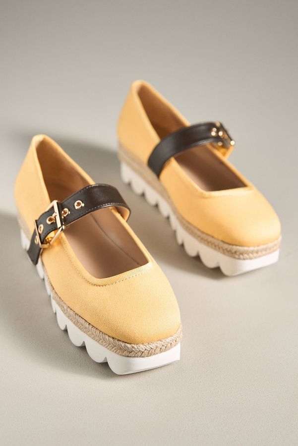 Slide View: 2: Silent D Sporty Mary Jane Flats