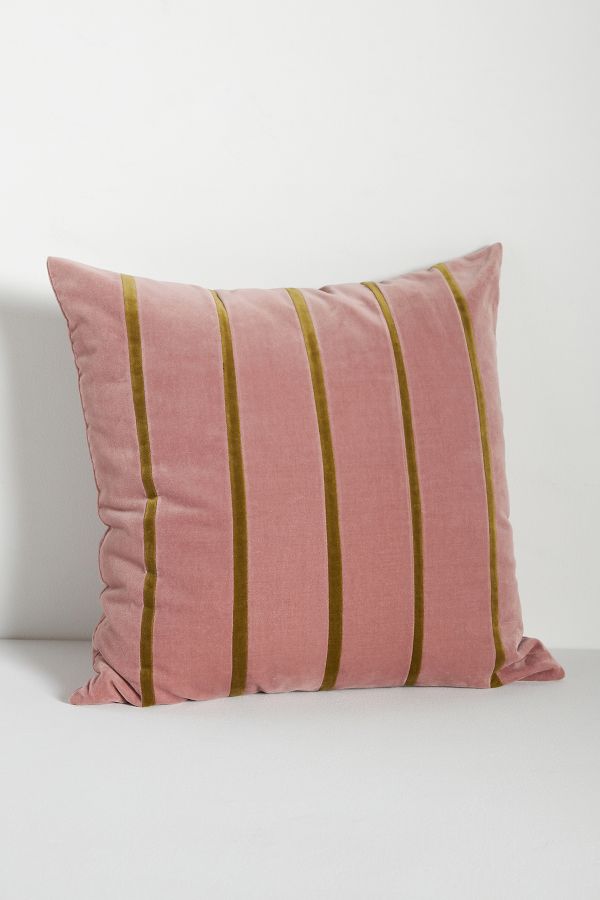 Slide View: 1: Christina Lundsteen Pippa Cushion Cover