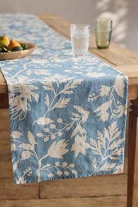 Slide View: 1: Floral Blues Linen Runner