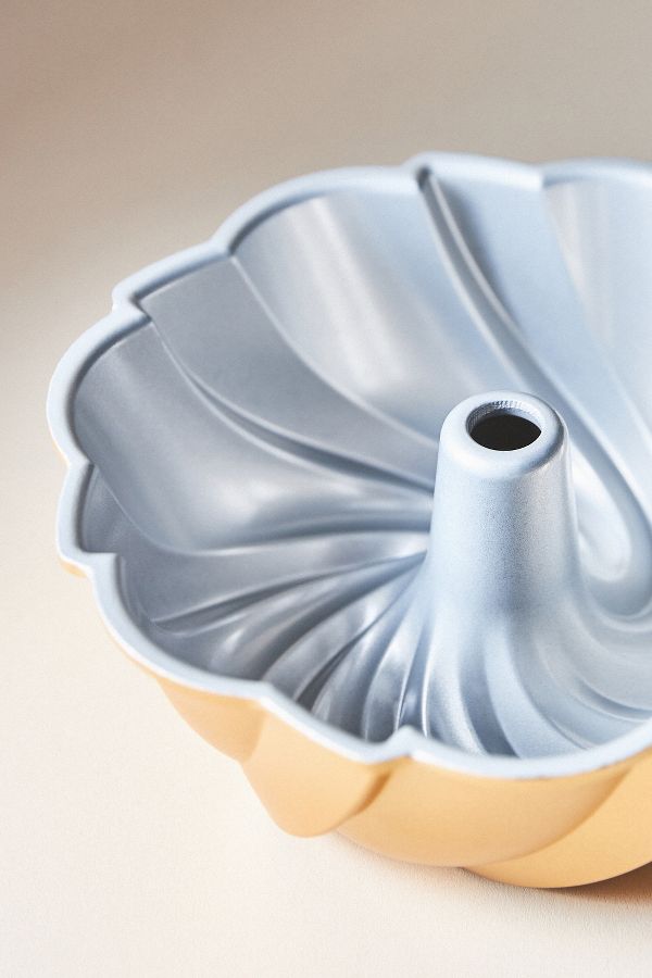 Slide View: 3: Nordic Ware Swirl Bundt Pan