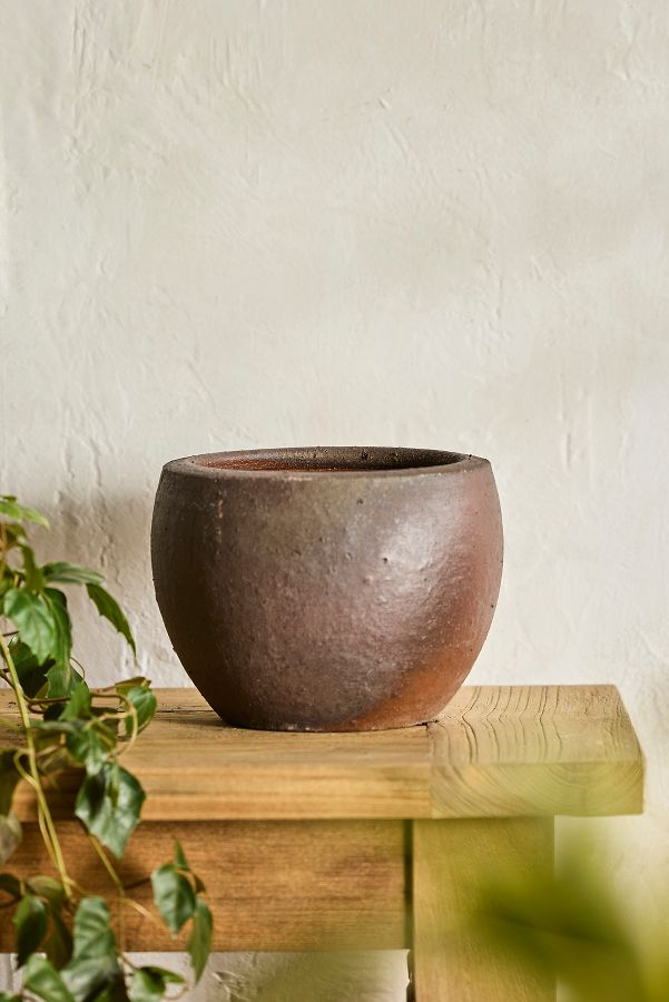 Slide View: 10: Terracotta Globe Planter