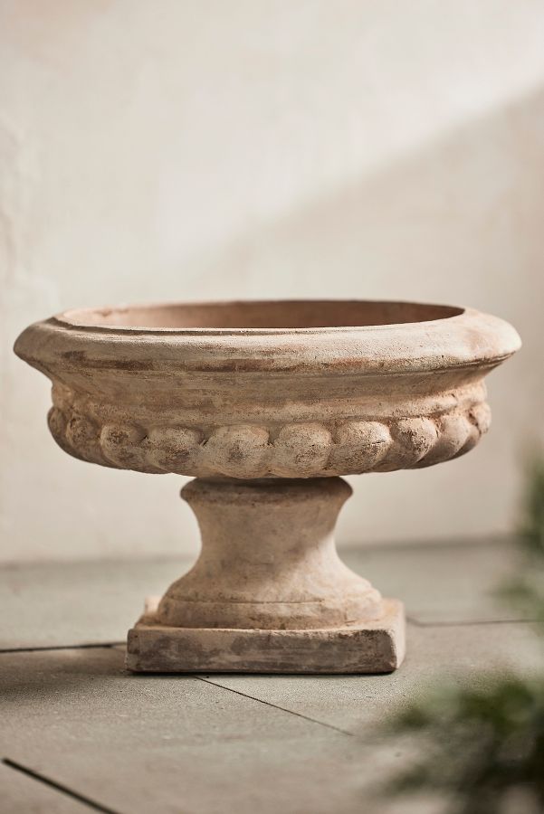 Slide View: 4: Classical Terracotta Urn Planter