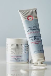 Slide View: 2: First Aid Beauty Pure Skin Face Cleanser