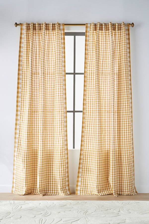 Slide View: 2: Gingham Curtain